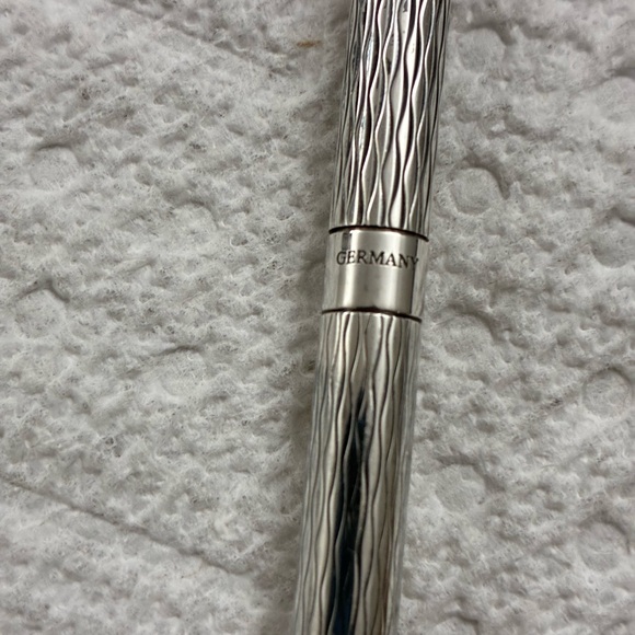 Tiffany Textured Lady Pen